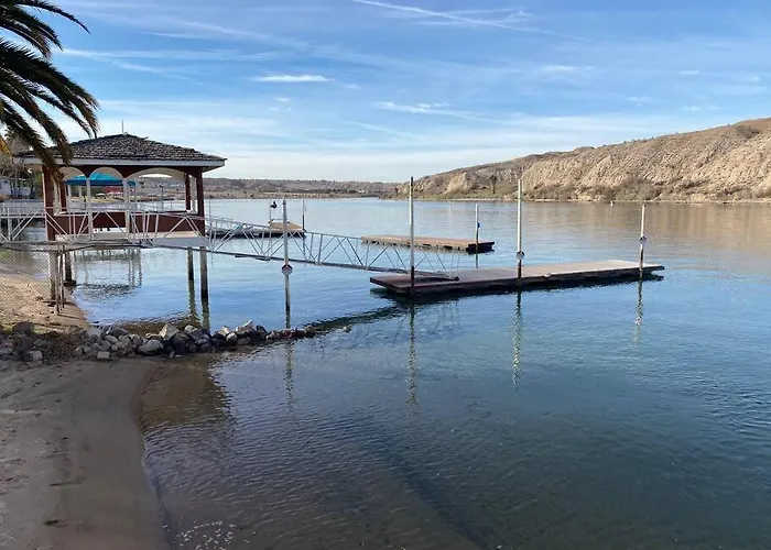 Apartment Nest Bullhead City